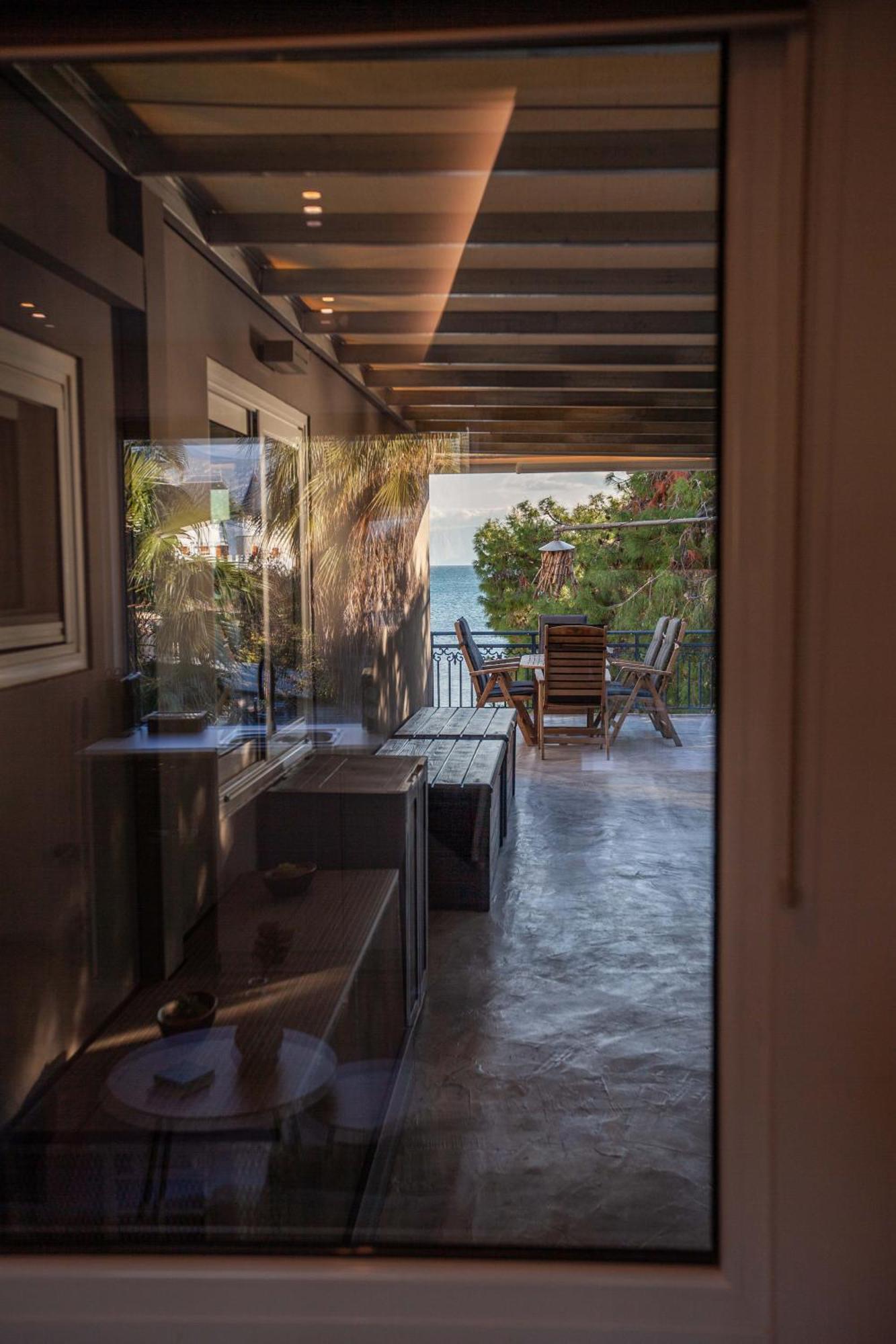 Kalafatis Beach Home Itea Værelse billede